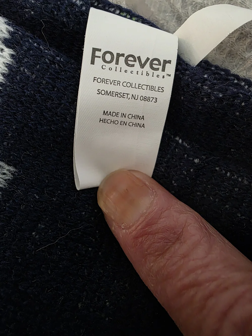 Forever Collectibles nwt unisex